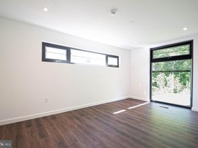7405 Sportsman Drive, Falls Church VA 22043