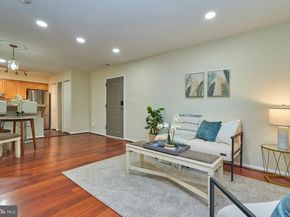 3152 Anchorway Court H, Falls Church VA 22042