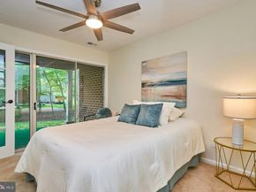 3152 Anchorway Court H, Falls Church VA 22042