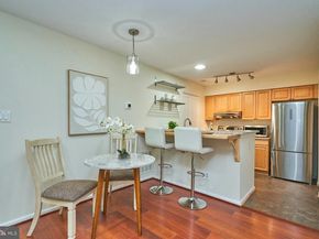 3152 Anchorway Court H, Falls Church VA 22042