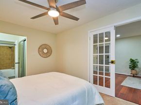 3152 Anchorway Court H, Falls Church VA 22042