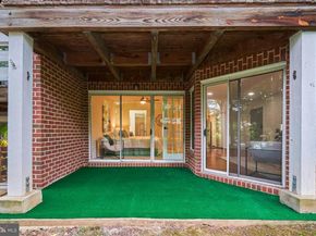 3152 Anchorway Court H, Falls Church VA 22042