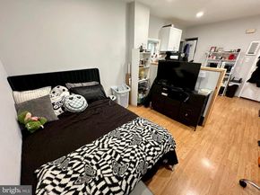 823 Christian Street, Philadelphia PA 19147