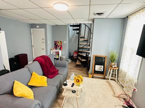 823 Christian Street, Philadelphia PA 19147