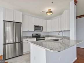 6480 Cheyenne Drive 304, Alexandria VA 22312