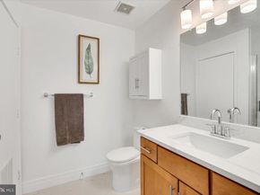 2020 12TH Street NW 109, Washington DC 20009