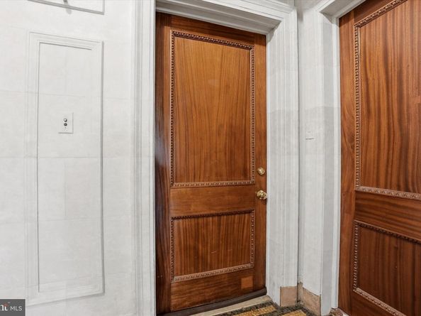 1830 Rittenhouse Square 1E, Philadelphia PA 19103
