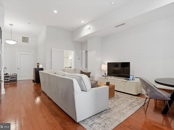 1830 Rittenhouse Square 1E, Philadelphia, PA 19103 - For Sale