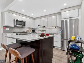 2401 Pennsylvania Avenue 2B27, Philadelphia PA 19130