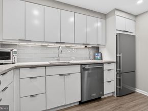 2401 Pennsylvania Avenue 2B27, Philadelphia PA 19130