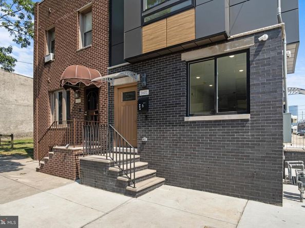 2601 Reed Street, Philadelphia PA 19146