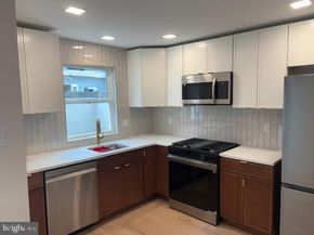 321 Emily Street, Philadelphia PA 19148