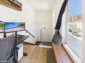 1241 Buttonwood Street 4C, Philadelphia PA 19123