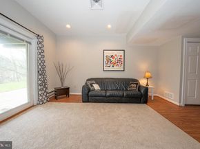 125 Springton Mews Circle, Media PA 19063