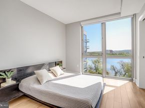 88 V Street SW 605, Washington DC 20024