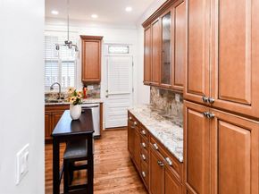 34 R Street NE, Washington DC 20002