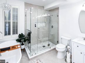 34 R Street NE, Washington DC 20002