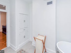34 R Street NE, Washington DC 20002