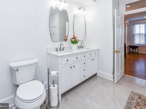 34 R Street NE, Washington DC 20002