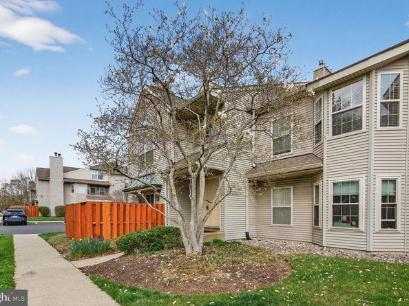 4202 Waltham Court, Yardley PA 19067