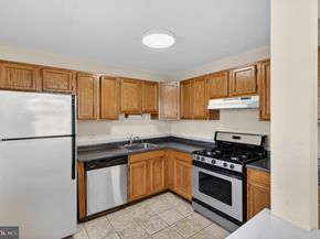 4202 Waltham Court, Yardley PA 19067