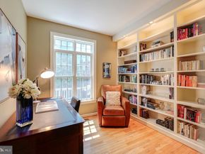 47816 Scotsborough Square, Sterling VA 20165