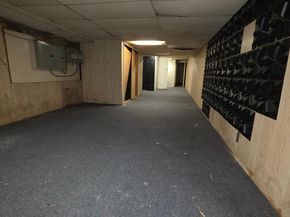 5828 W Girard Avenue, Philadelphia PA 19131