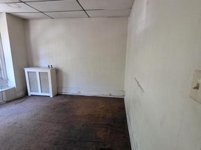 5828 W Girard Avenue, Philadelphia PA 19131