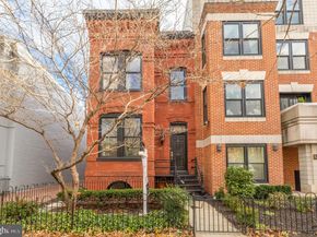 329 8TH St NE, Washington DC 20002
