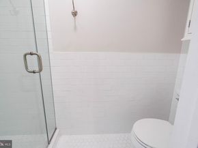 210 Church Street 1D, Philadelphia PA 19106