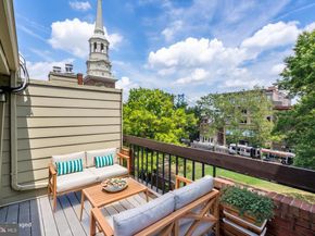 210 Church Street 1D, Philadelphia PA 19106