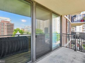 4620 N Park Avenue 903E, Chevy Chase MD 20815