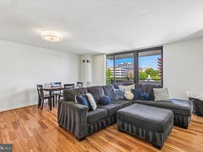 4620 N Park Avenue 903E, Chevy Chase MD 20815