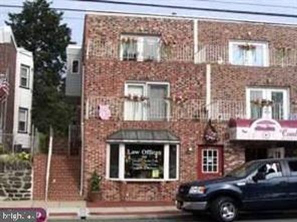 227 Macdade Boulevard, Collingdale PA 19023