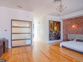 33 N 3rd Street 4A, Philadelphia PA 19106