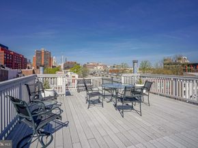 33 N 3rd Street 4A, Philadelphia PA 19106