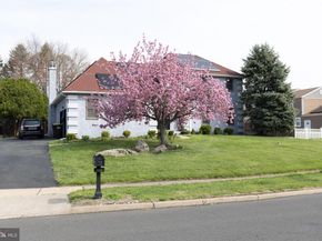825 Cliff Road, Bensalem PA 19020