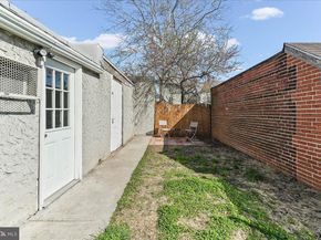 3654 Calumet Street, Philadelphia PA 19129