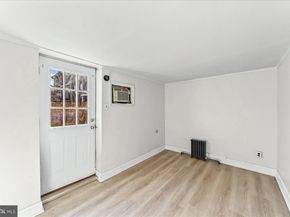 3654 Calumet Street, Philadelphia PA 19129