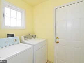 806 Saint Christopher Lane, Philadelphia PA 19116