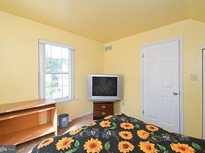 806 Saint Christopher Lane, Philadelphia PA 19116