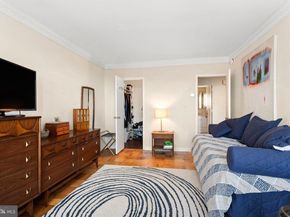 200 Locust Street 29AN, Philadelphia PA 19106