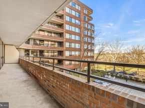 2555 Pennsylvania Avenue NW 409, Washington DC 20037