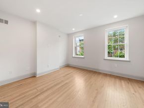 809 S 19TH Street, Philadelphia PA 19146