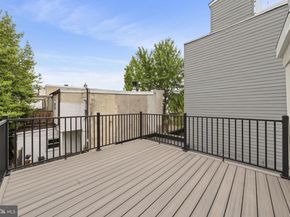 809 S 19TH Street, Philadelphia PA 19146