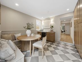809 S 19TH Street, Philadelphia PA 19146
