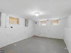 816 W Erie Avenue, Philadelphia PA 19140