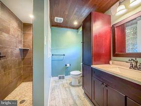 9015 Cloverly Road, Philadelphia PA 19136