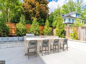 6501 36TH Street N, Arlington VA 22213