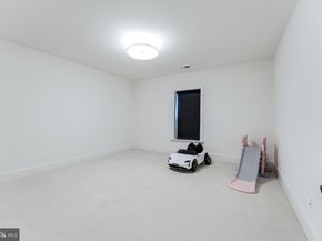 6501 36TH Street N, Arlington VA 22213
